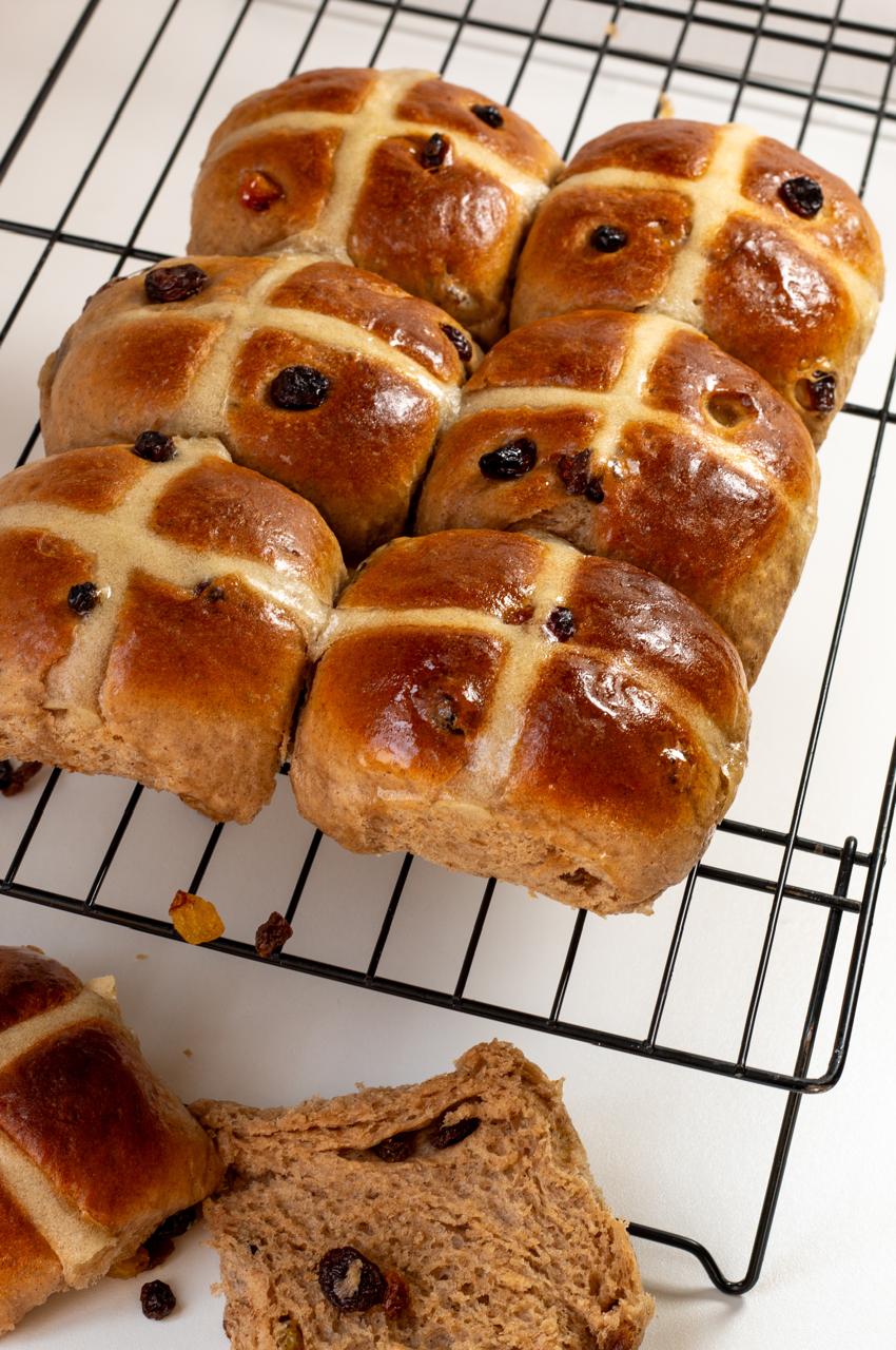 Hot cross buns - Image 3